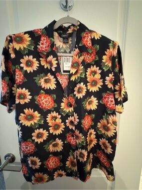 100% Silk floral Button-up